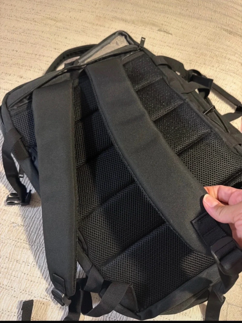 Travel backpck with personal item measurements and bigger (expands)